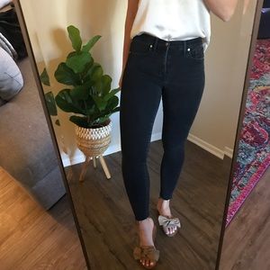 Madewell Black Ankle Cutoff Skinny Jeans, size 28T